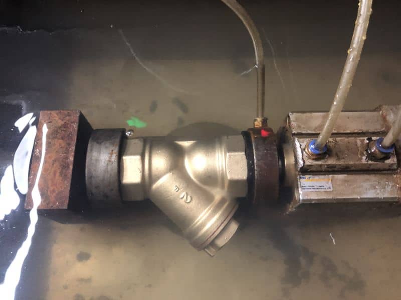 Y strainer leak test